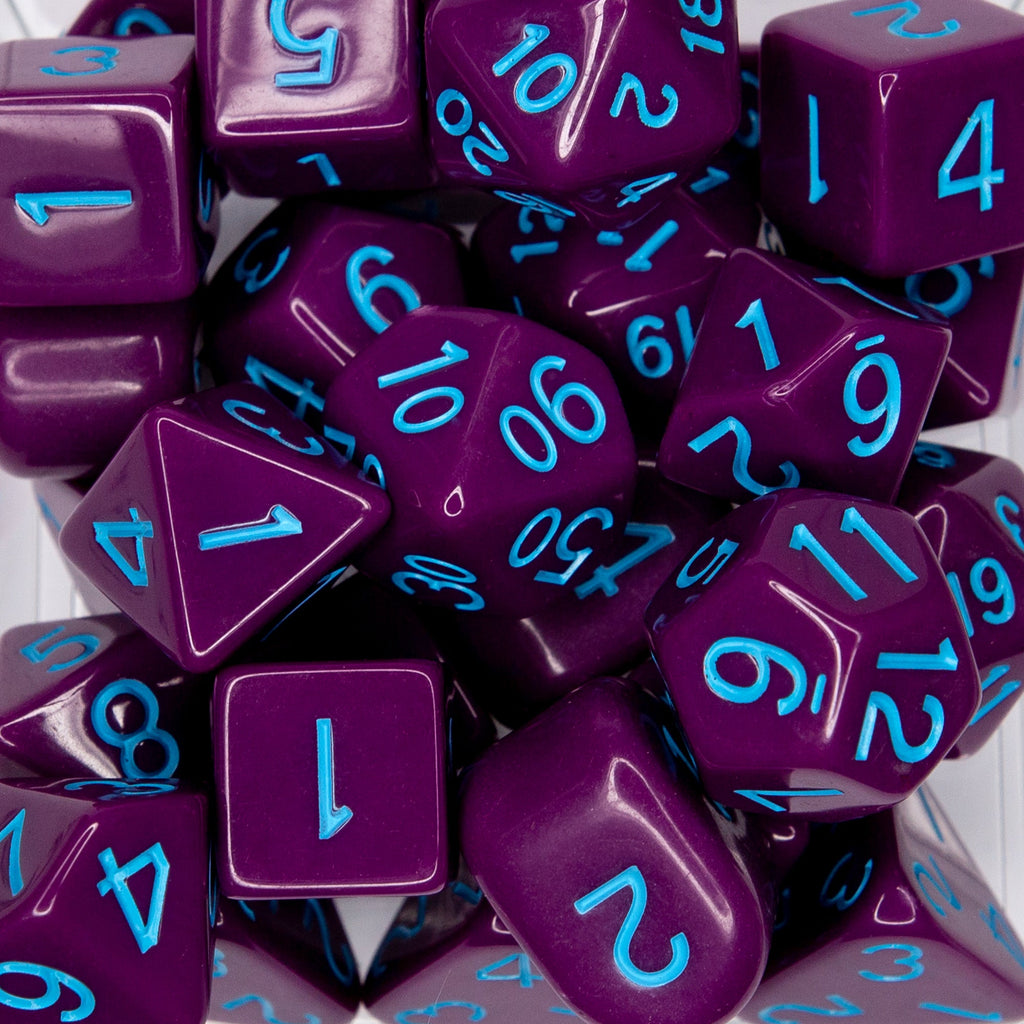 Dice Opaque purple w/ lt blue cluster