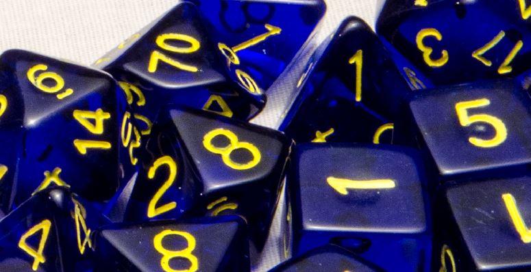 Dice trans blue w/ yellow cluster